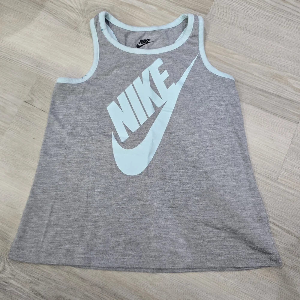 Nike Girl Tank Top Gray & Light Blue Stars Size 6X